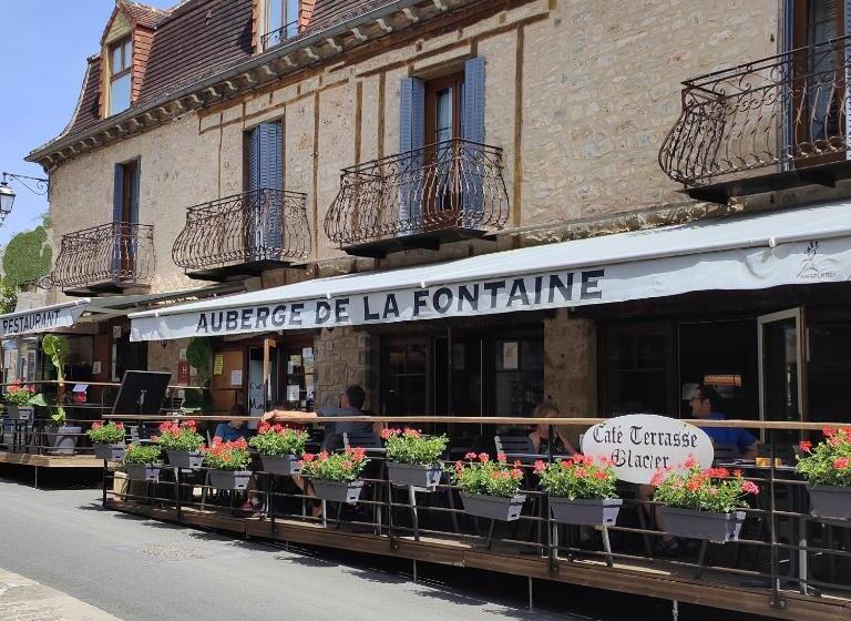 فندق Logis Auberge De La Fontaine