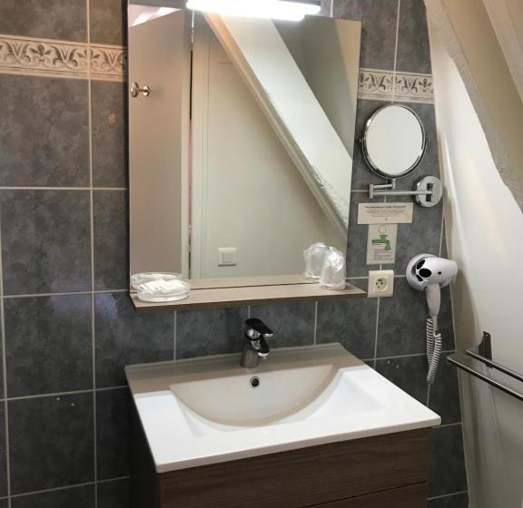 בית מלון כפרי Logis Auberge De La Fontaine