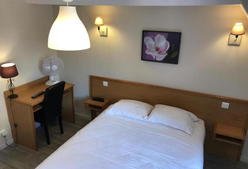 فندق Logis Auberge De La Fontaine