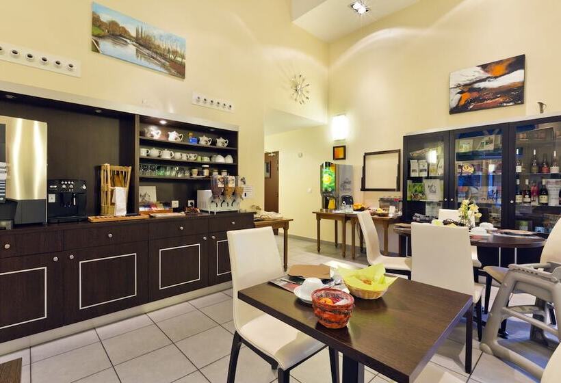 בית מלון כפרי Auberge Du Moulin Marin