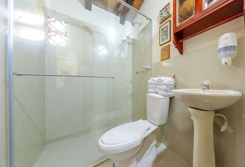 ホテル Ayenda Llanogrande Inn