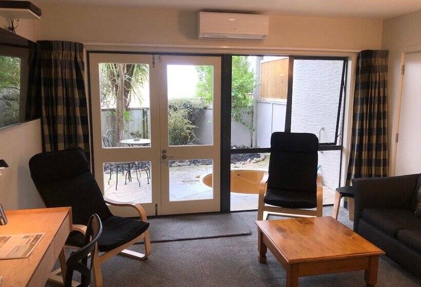 酒店 Baycrest Thermal Lodge