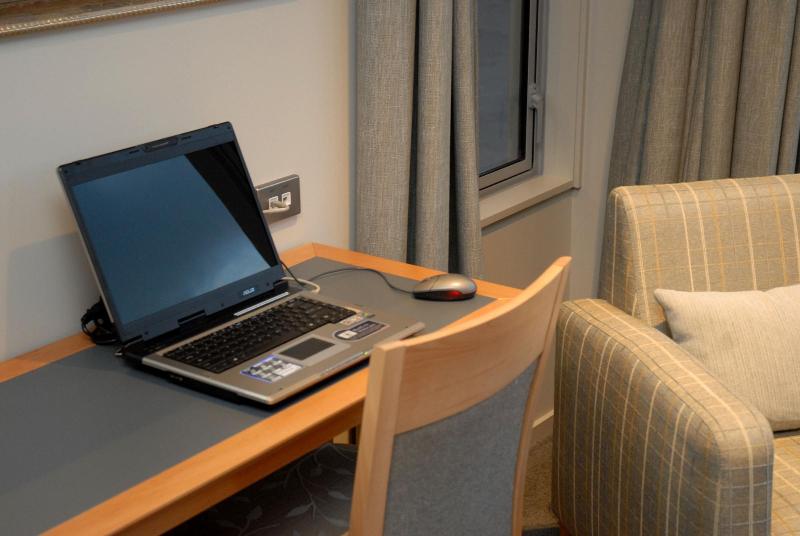 هتل Bluestone On George