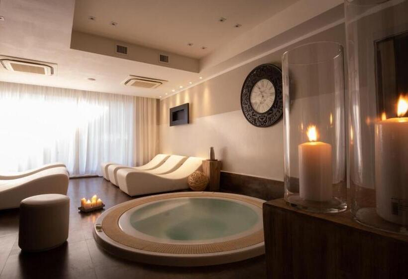 בית מלון כפרי Borgo San Faustino Country Relais And Spa