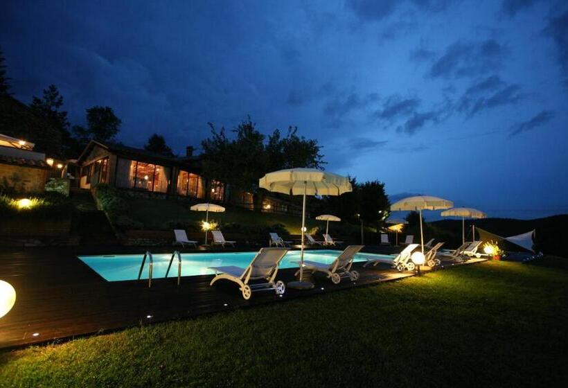 בית מלון כפרי Borgo San Faustino Country Relais And Spa