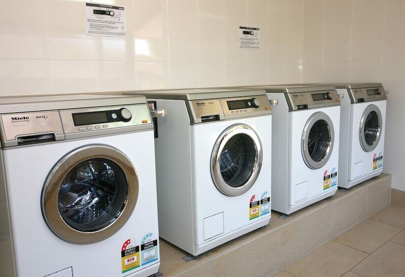 בית מלון כפרי Brisbane Holiday Village