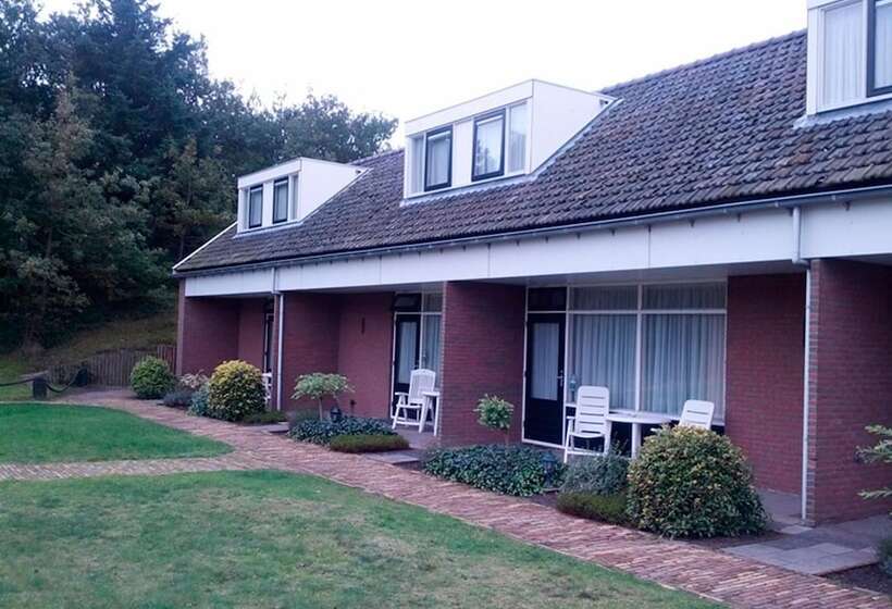 בית מלון כפרי Cafe Restaurant Duinzicht