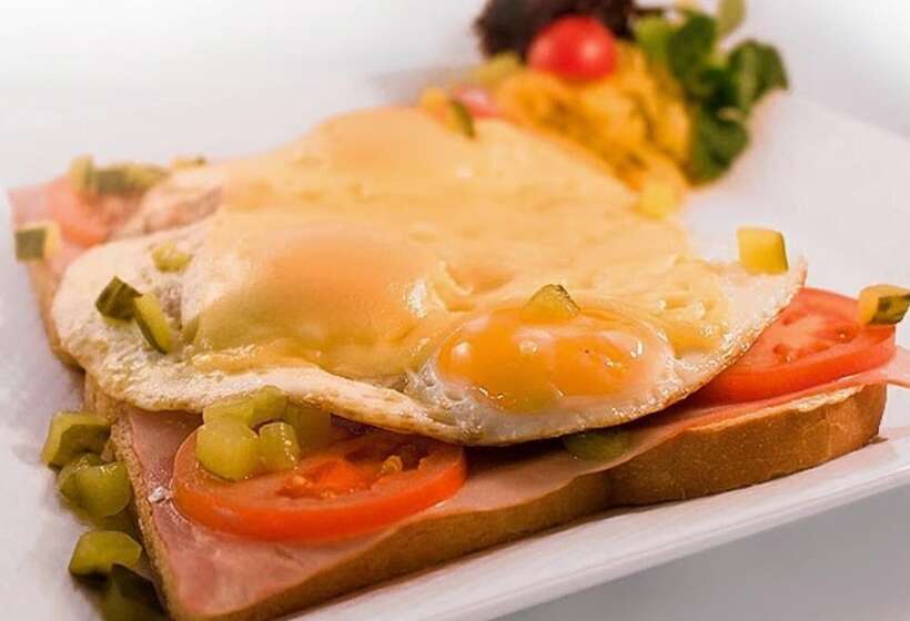 בית מלון כפרי Cafe Restaurant Duinzicht