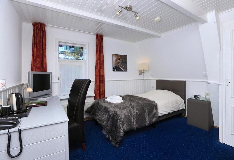 בית מלון כפרי Cafe Restaurant Duinzicht