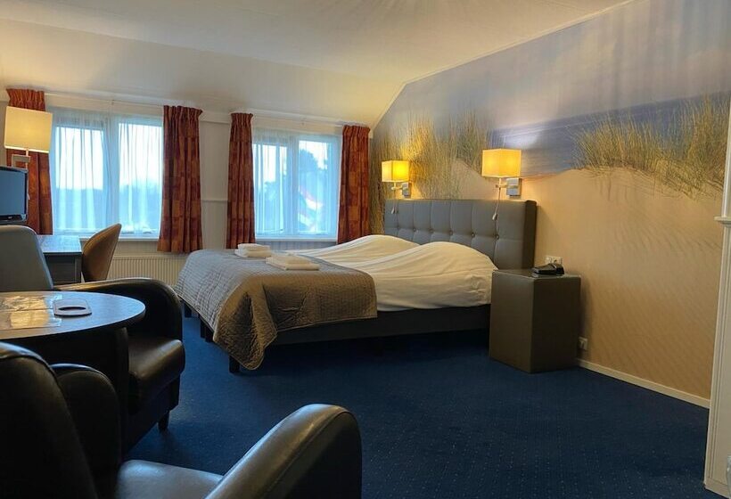 בית מלון כפרי Cafe Restaurant Duinzicht