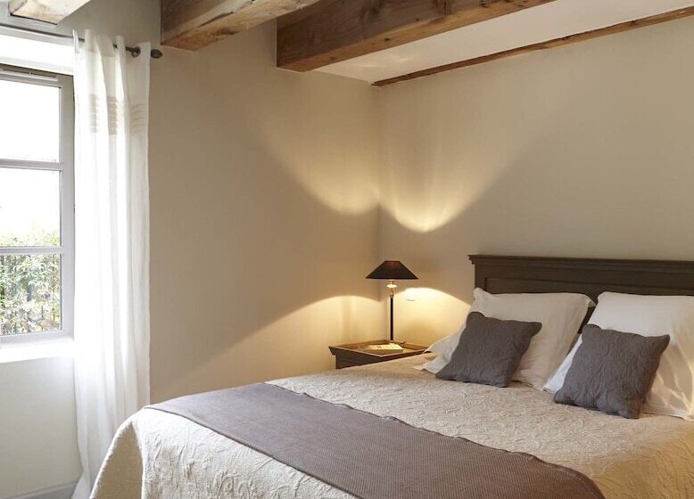 فندق Château Les Carrasses