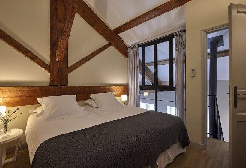 فندق Château Les Carrasses