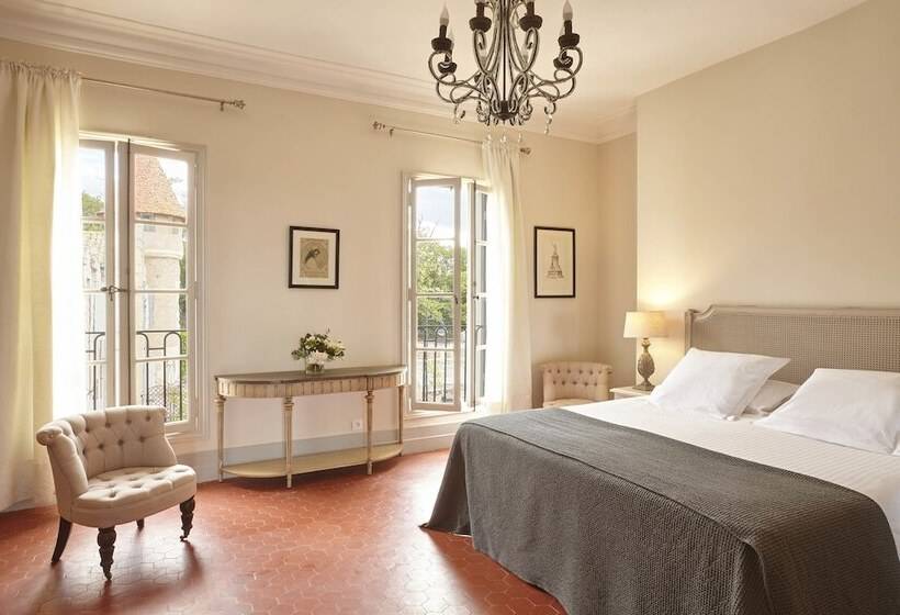 فندق Château Les Carrasses