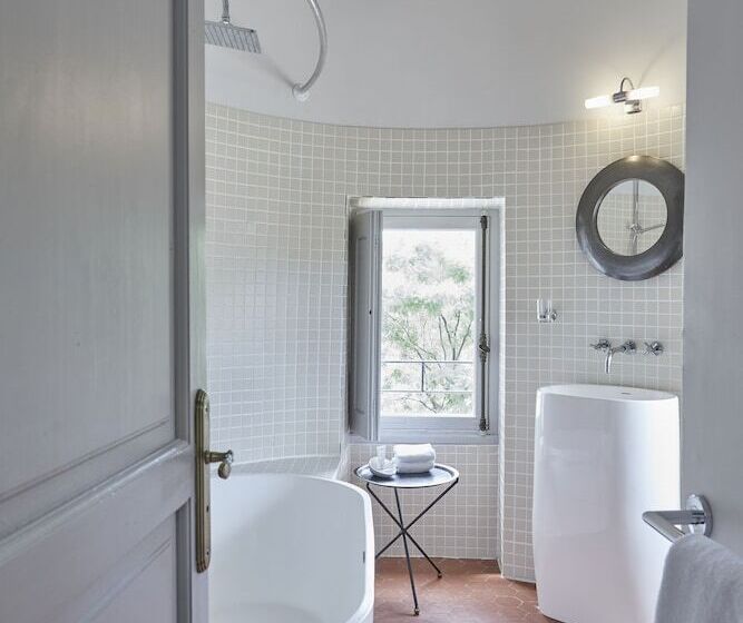 فندق Château Les Carrasses