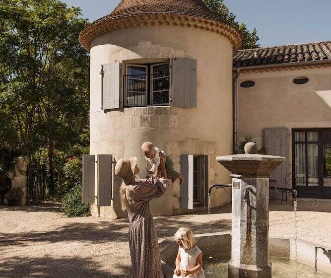 فندق Château Les Carrasses