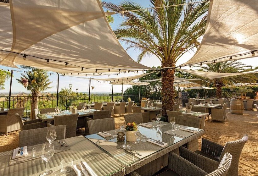 فندق Château Les Carrasses