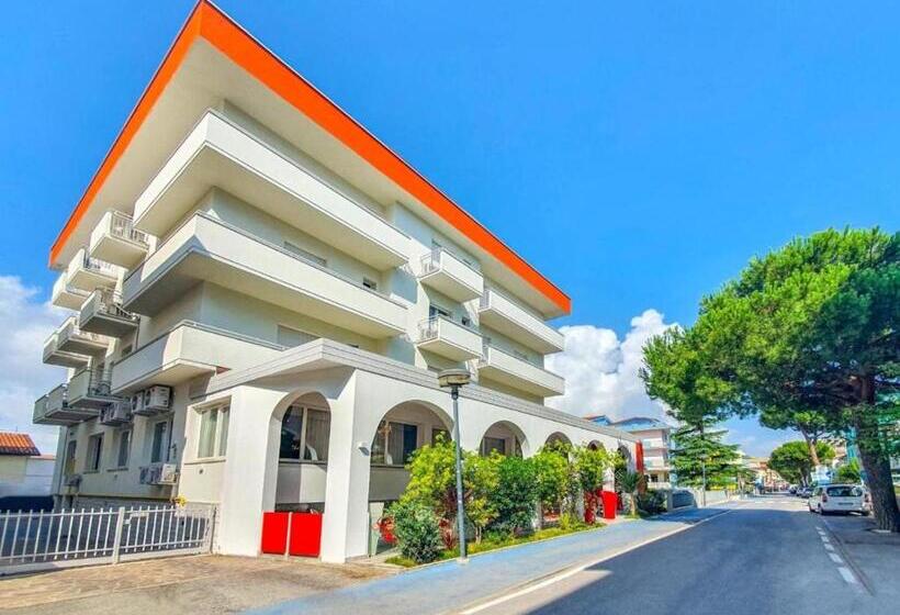 Отель Coelho Beach