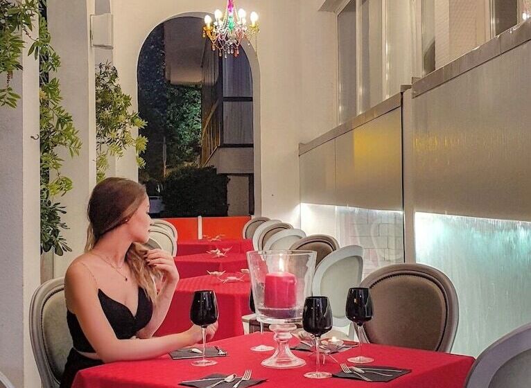 Отель Coelho Beach