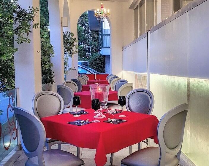 Отель Coelho Beach