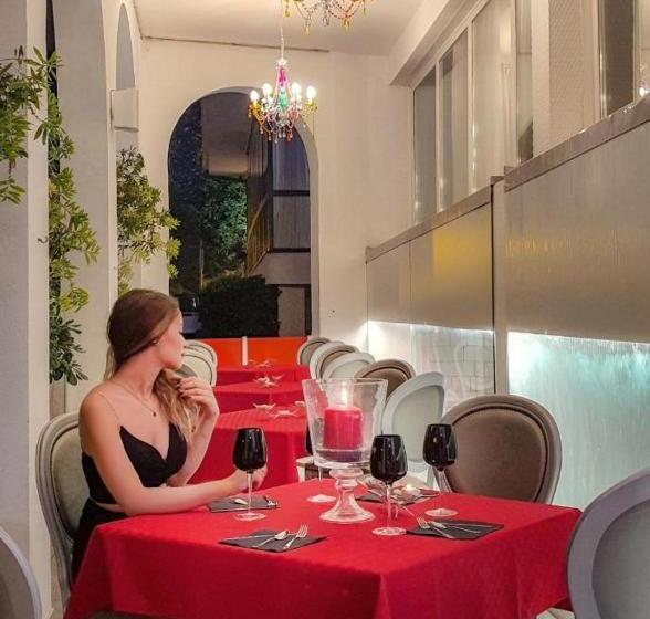 Отель Coelho Beach