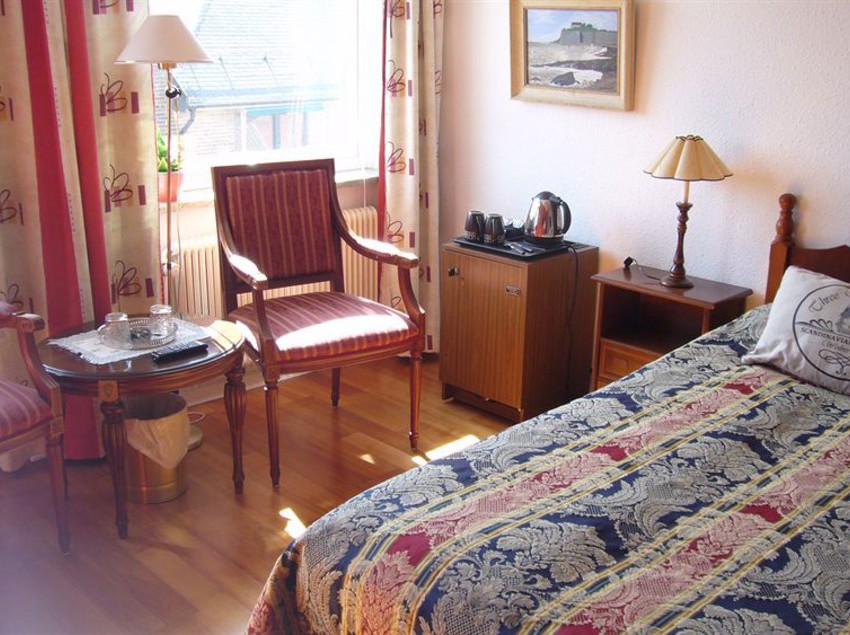 בית מלון כפרי Continental