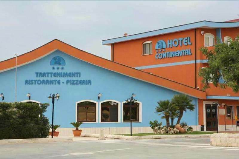Отель Continental