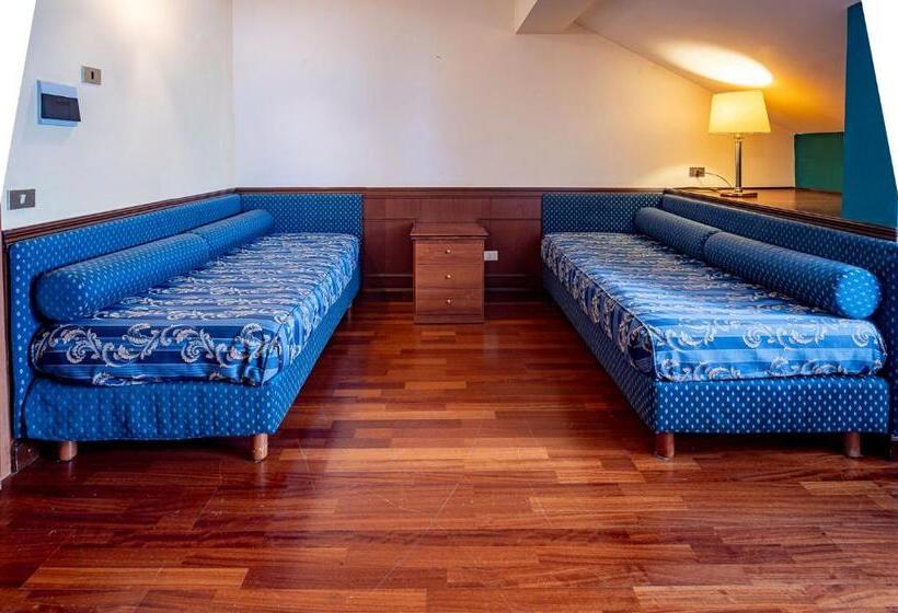 בית מלון כפרי Corona & Spa