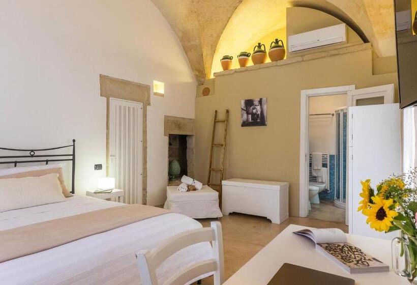 Отель Corte Dei Francesi