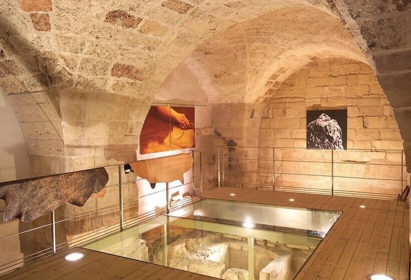 Отель Corte Dei Francesi