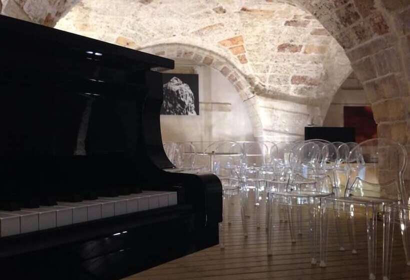 Отель Corte Dei Francesi