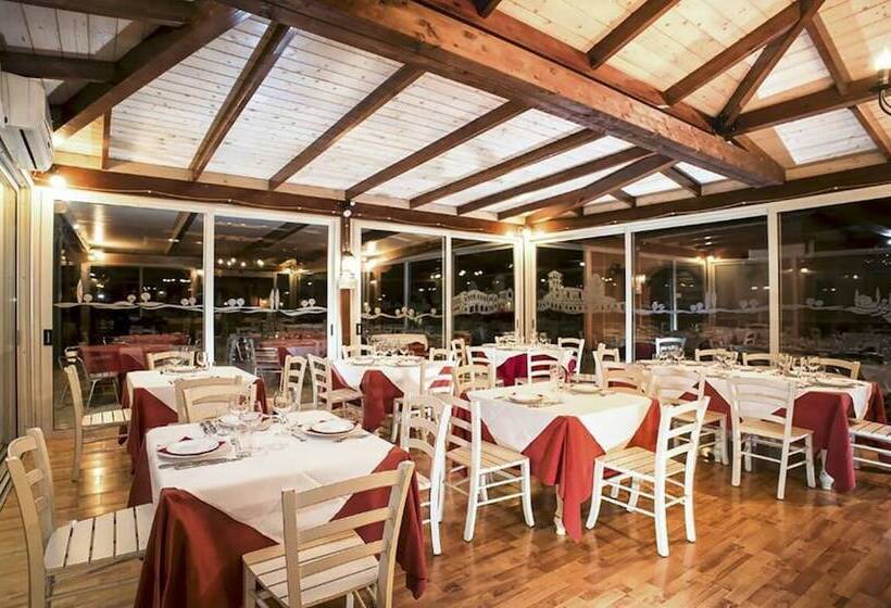 酒店 La Padronale Del Rivo