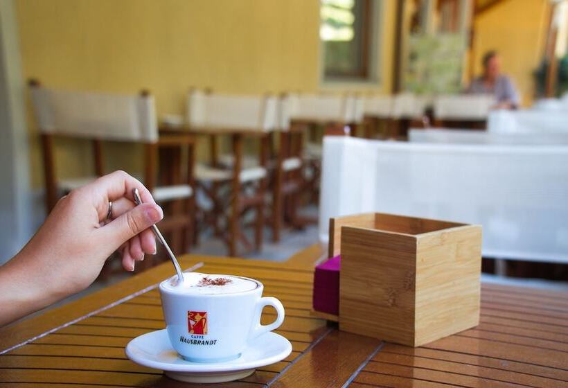 בית מלון כפרי Crabun