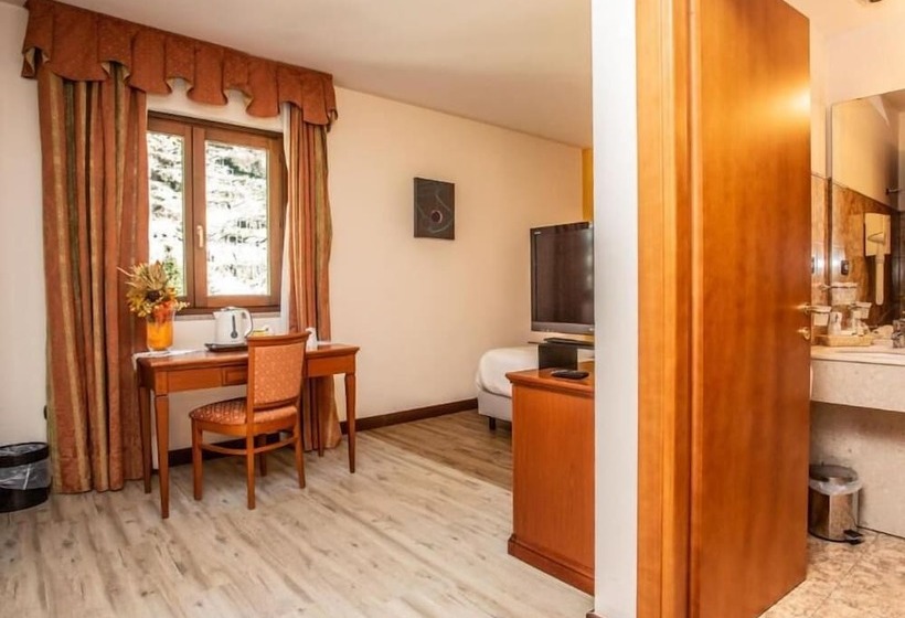 בית מלון כפרי Crabun