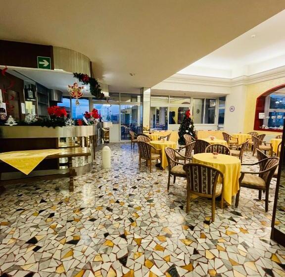 Отель Cristallo   Chianciano Terme