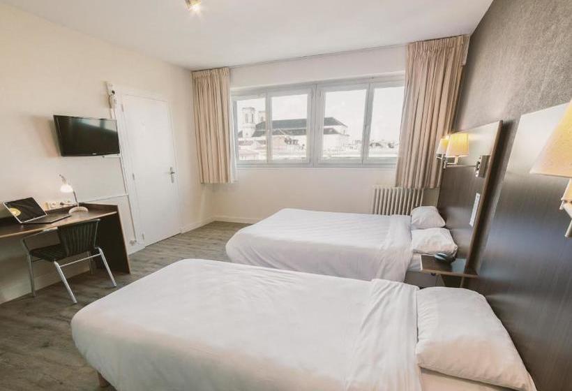 فندق Hôtel De La Vendée