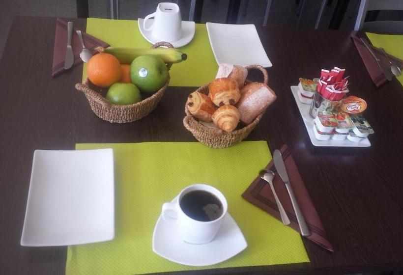 فندق Hôtel De La Vendée