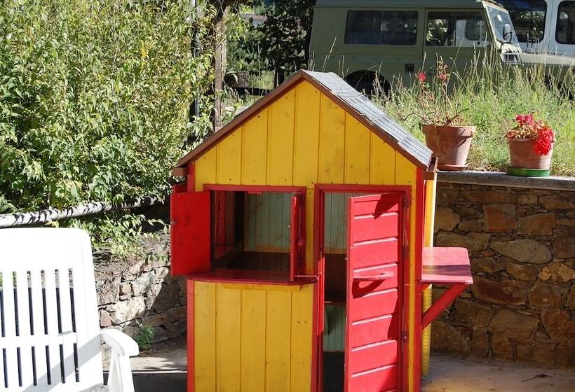 בית מלון כפרי Delle Alpi