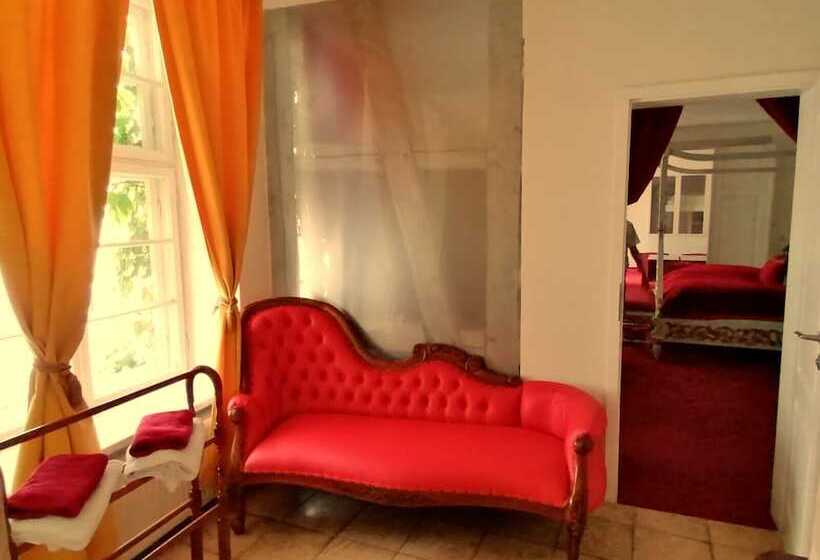 Отель Denkmal 13 Rostock Kaufmannshaus Krahnstover