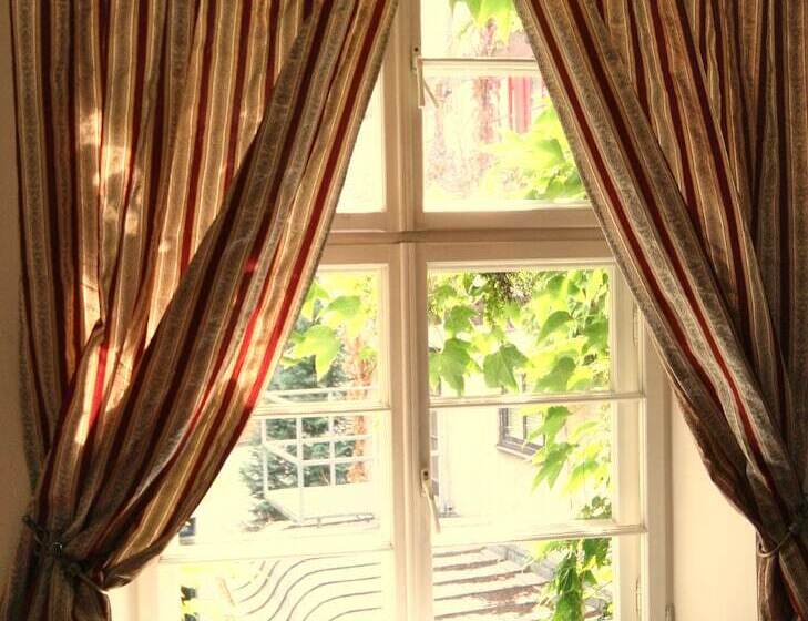 Отель Denkmal 13 Rostock Kaufmannshaus Krahnstover