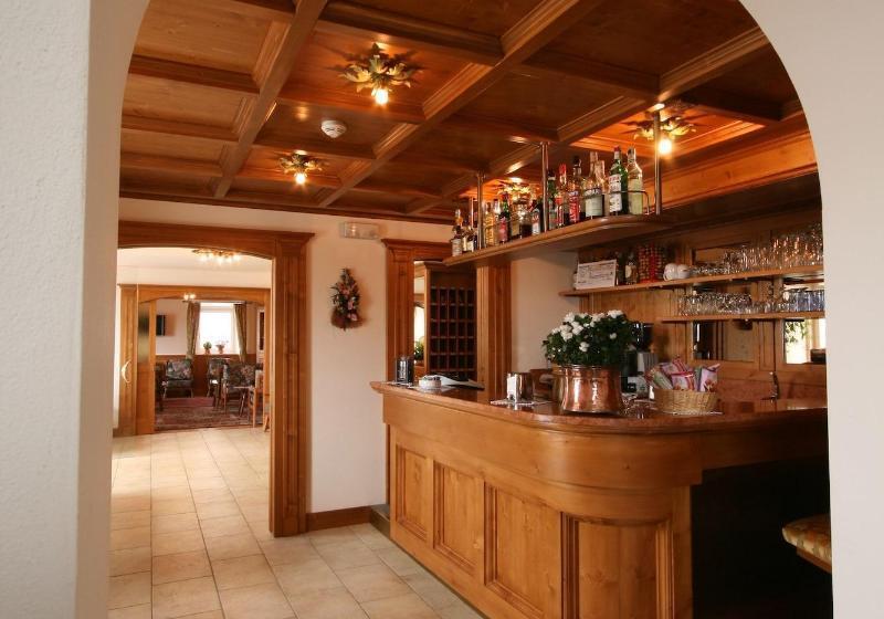 Отель Des Alpes