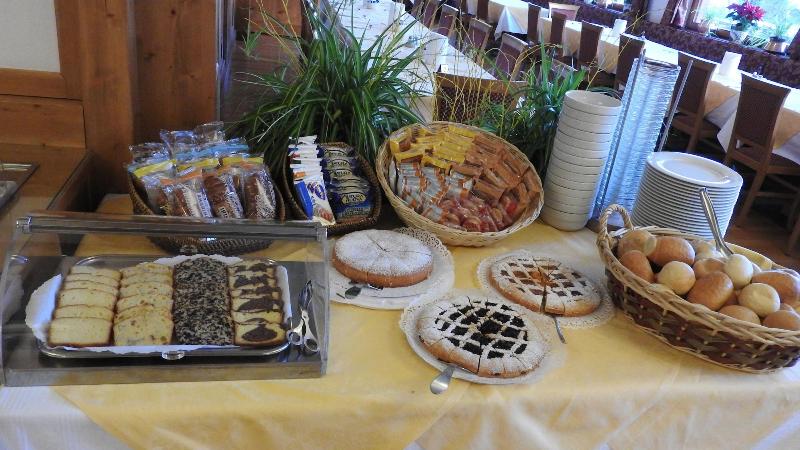 Отель Des Alpes