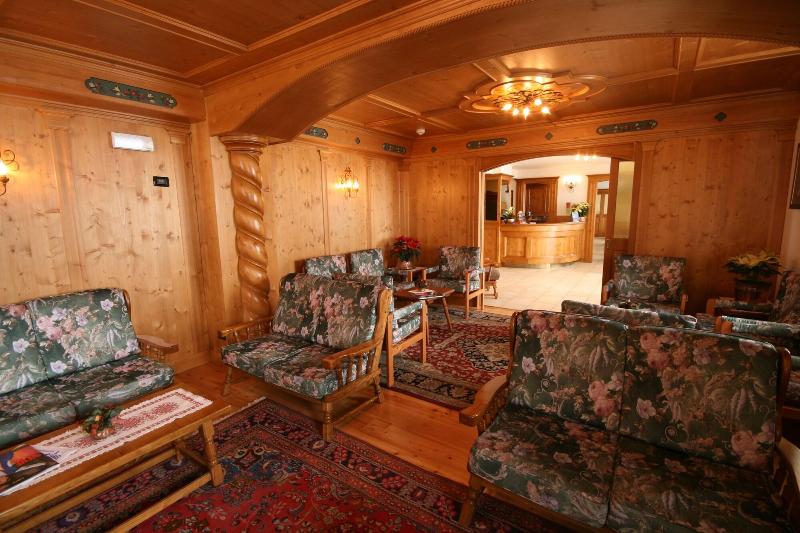 Отель Des Alpes