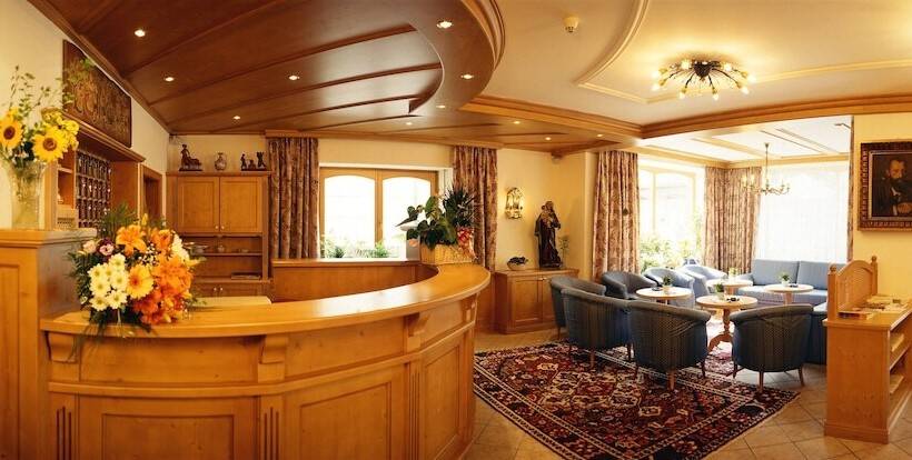 فندق Dolomiti Madonna