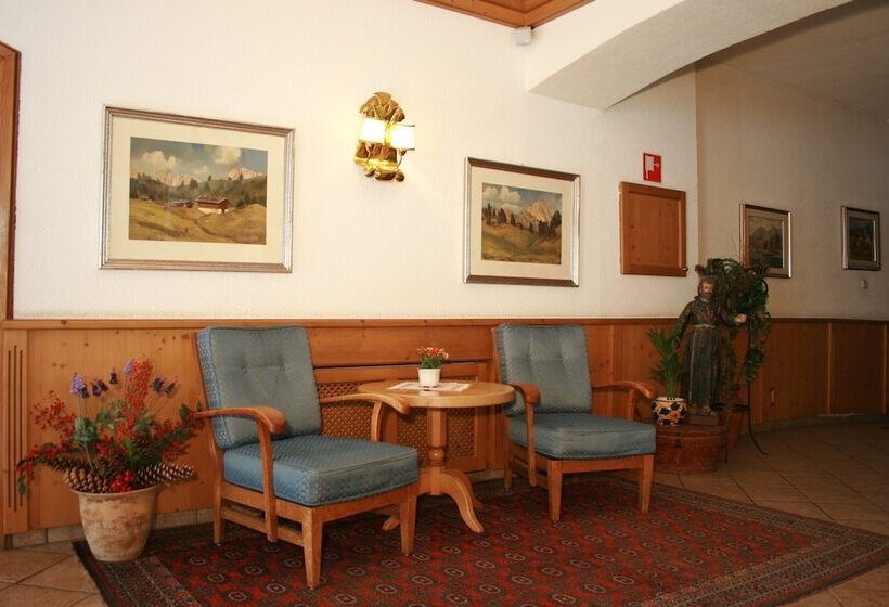 فندق Dolomiti Madonna