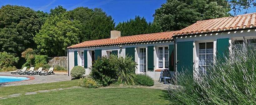 فندق Domaine Le Martinet, The Originals Relais