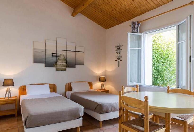 فندق Domaine Le Martinet, The Originals Relais