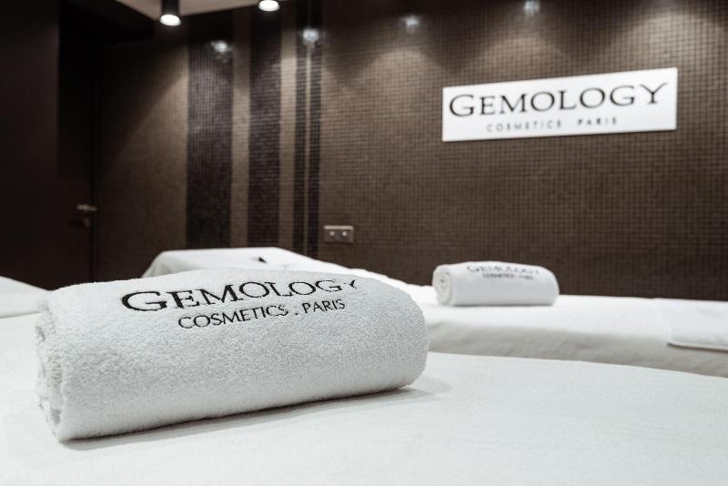 هتل Hôtel Du Château & Spa   Teritoria