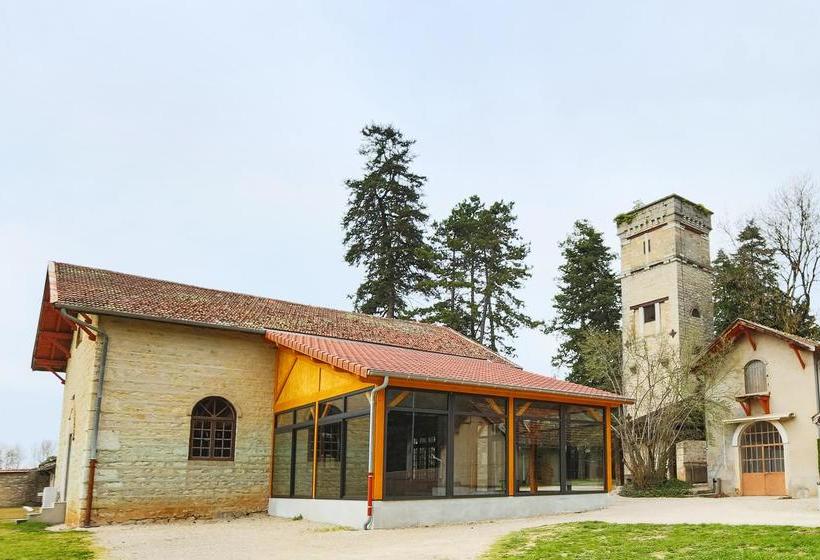 בית מלון כפרי Domaine Des Cedres  , Gites Et Insolites