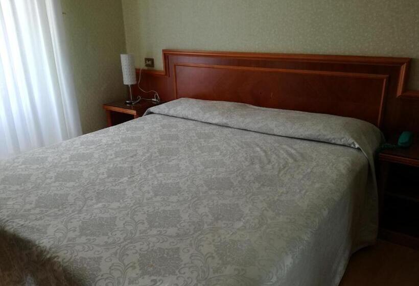 בית מלון כפרי Due Palme