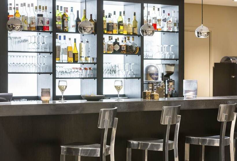 هتل Edgar Hôtel & Spa   Table Gastronomique